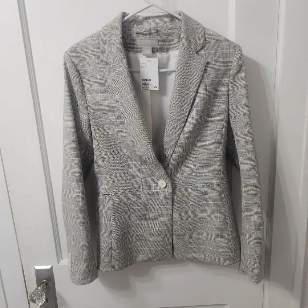 NWT H&M Blazer Sz Small. White, Black And Mustard Plaid